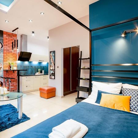 Wonder Home - Apartamenty W Przyziemiu - Cicha Okolica Карпач Екстериор снимка